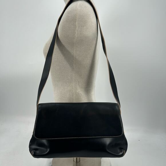 Vintage Y2K black faux leather shoulder bag - Picture 1 of 13